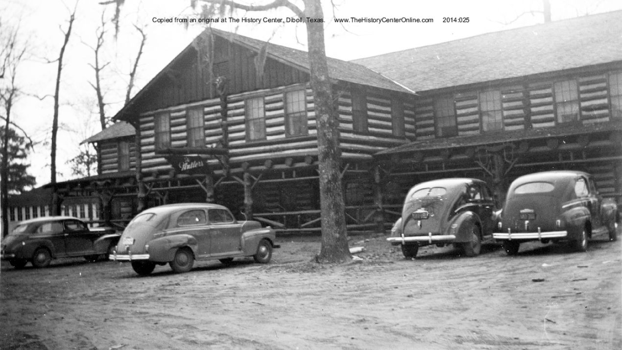 002_WF_Pate_Photographs_Antlers_Hotel