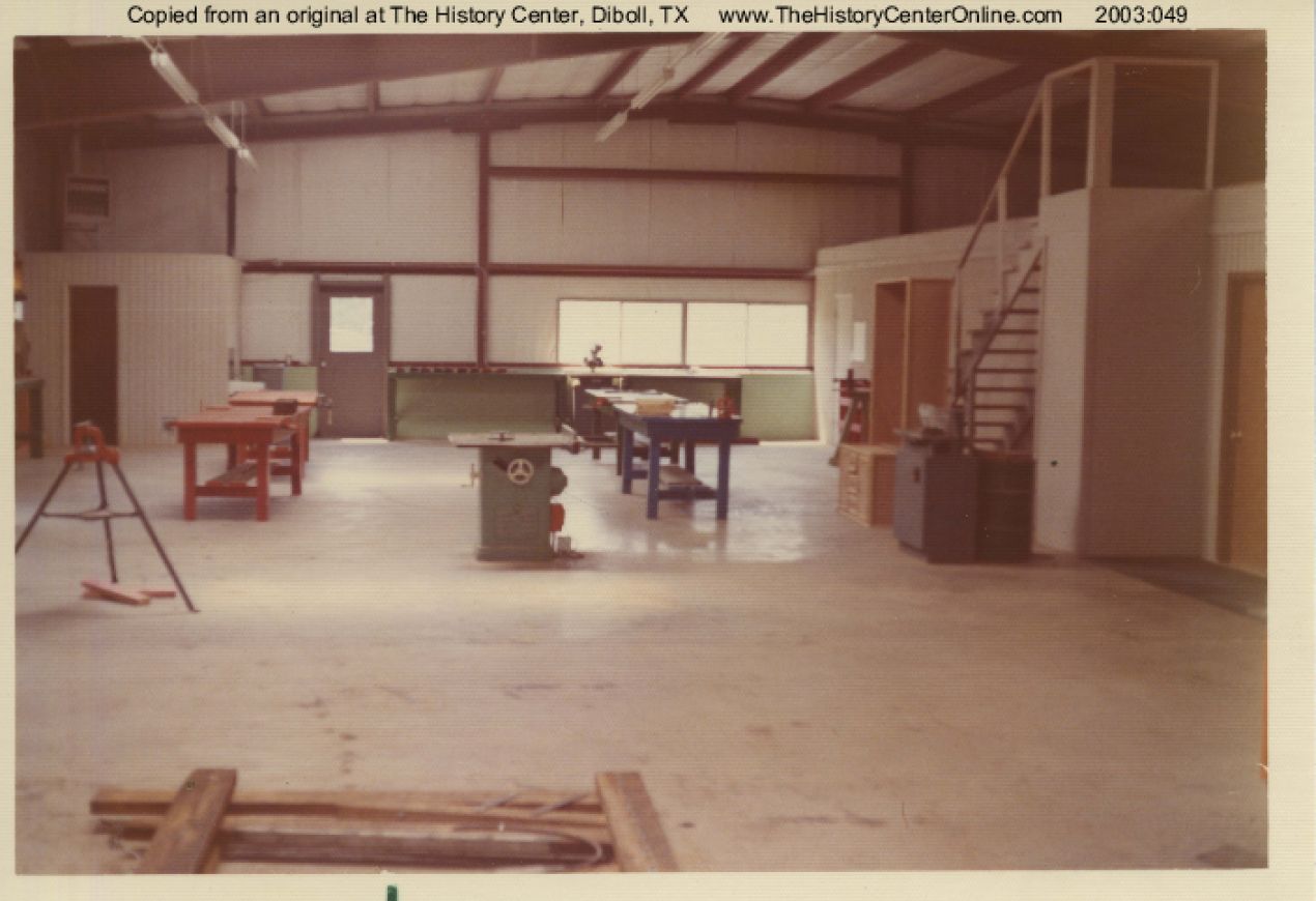 Building DISD Maintenance 02