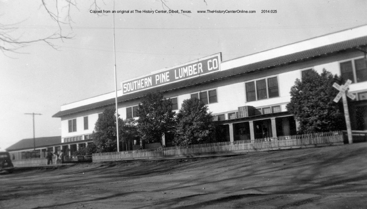 014_WF_Pate_Photographs_SPLCo_Commissary