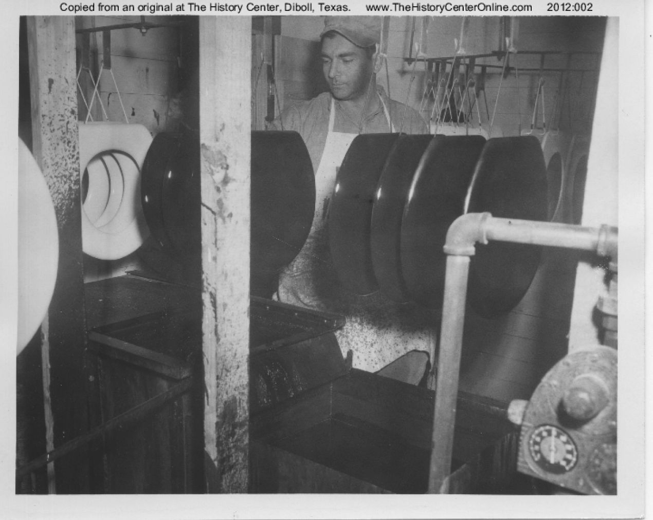 Temple_Seat_Production_05