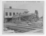 04_080d_Construction_Ice_House