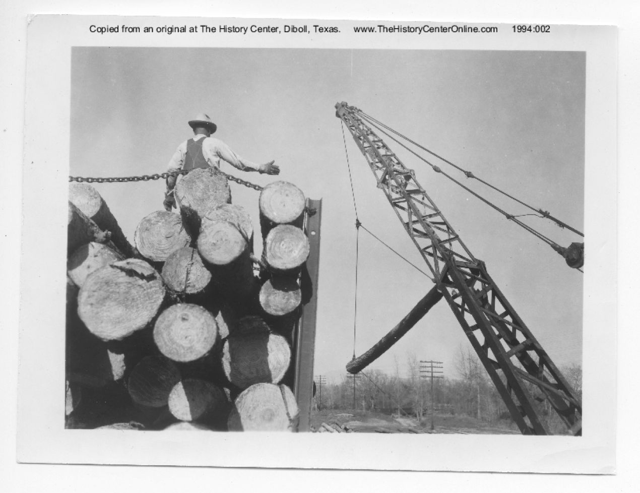02_045c_Loading_Logs