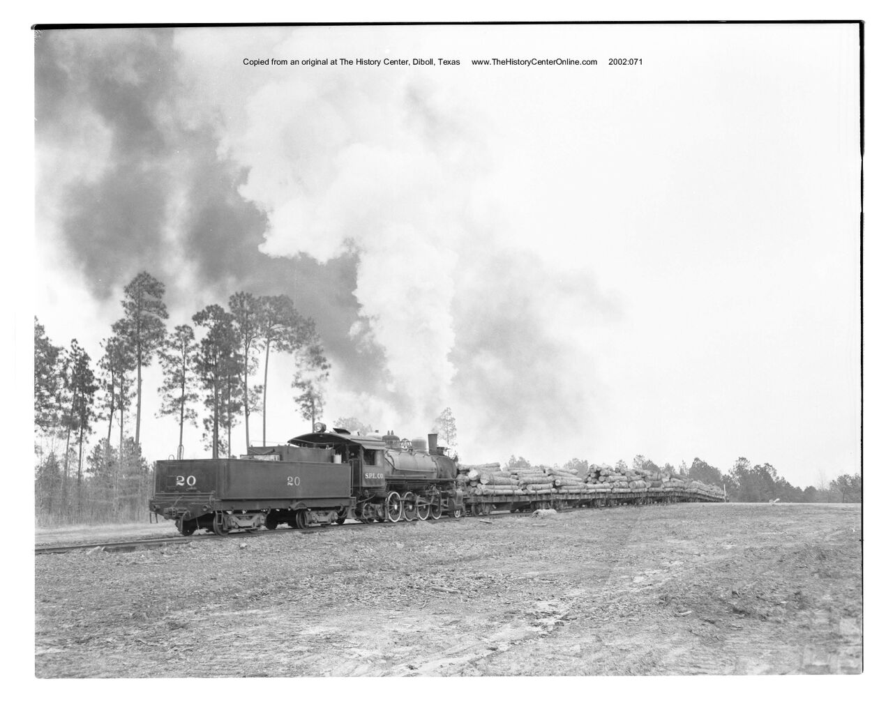 014 Engine 20 Pushing Logs