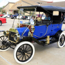  Model T Rally Visits The History Center